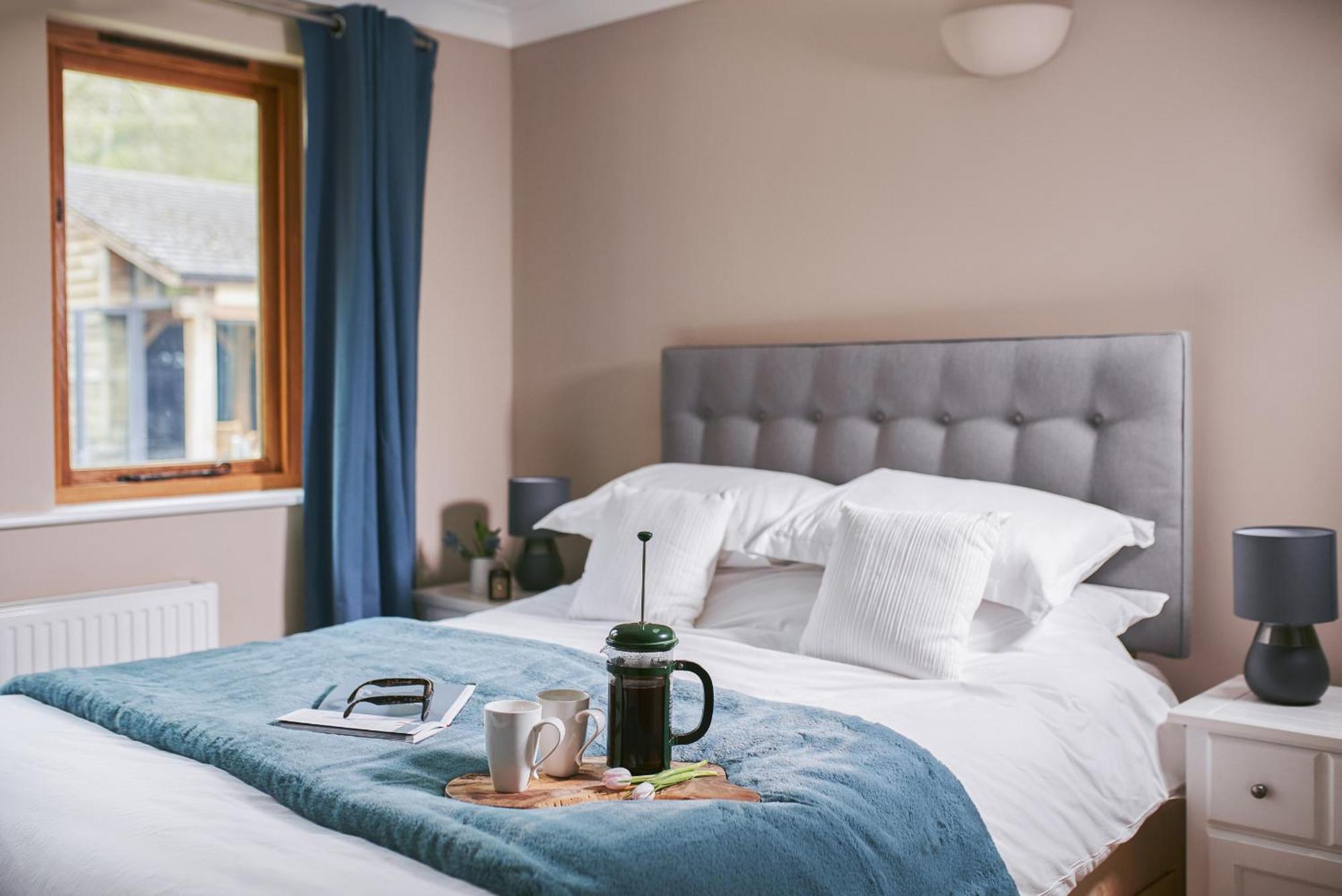 Swifts Return - Apartment With Hot Tub, Sauna And Indoor Pool Exeter Exterior photo