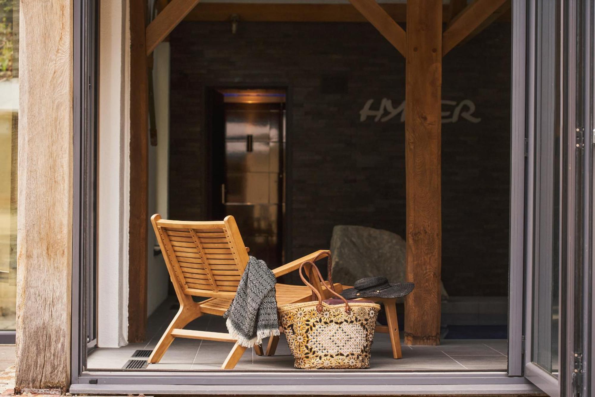 Swifts Return - Apartment With Hot Tub, Sauna And Indoor Pool Exeter Exterior photo